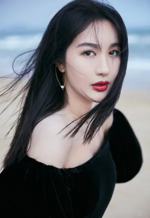 李菲儿黑色长裙性感写真_5