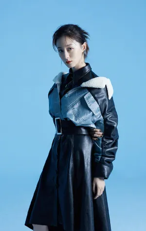 叶青酷美机车风写真图片_3