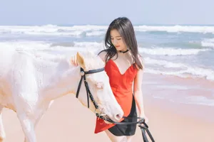 李兰迪灵动优雅海边写真图片_8