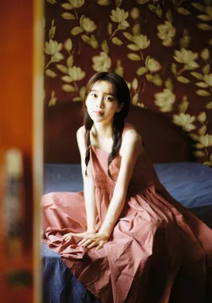 赵樱子文艺范性感写真图片_6