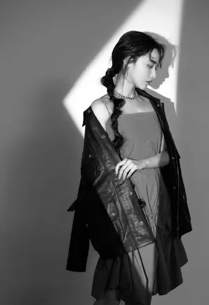 彭小苒红秀GRAZIA杂志写真图片_8