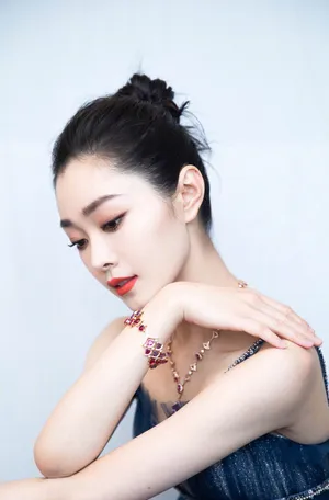 宋轶精致优雅写真图片_3
