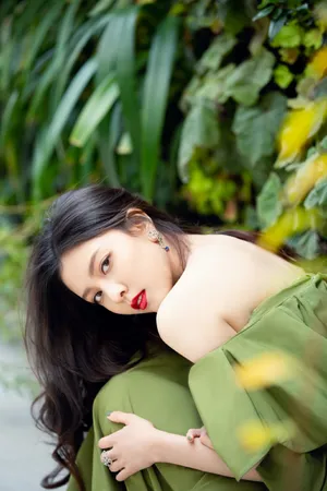 宋妍霏抹茶长裙清新娇艳图片_6