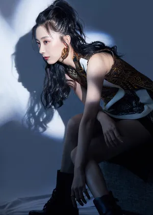 朱颜曼滋暗黑系写真图片_4