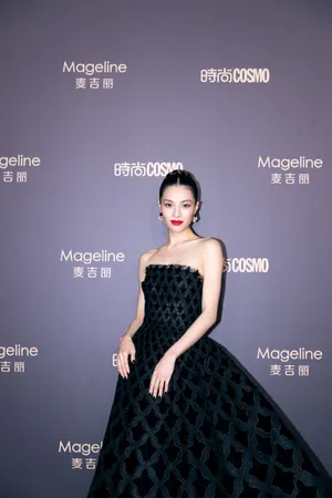 钟楚曦菱格纹礼服魅力性感图片_13