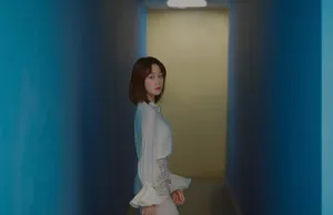 蓝盈莹优雅温婉写真图片
