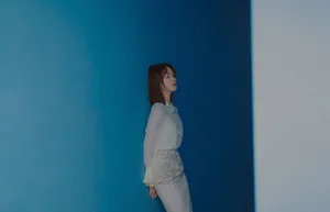 蓝盈莹优雅温婉写真图片_3