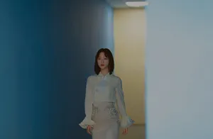 蓝盈莹优雅温婉写真图片_6