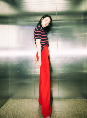 宋茜长腿私服写真图片