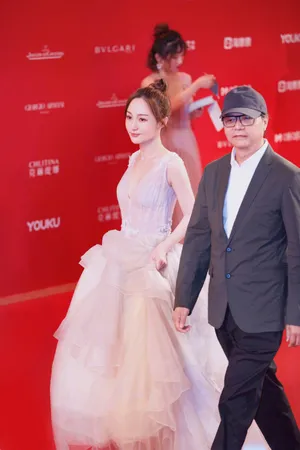 姚笛白裙仙气写真图片_3
