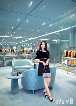 杨超越元气少女感写真图片_10