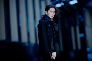 李沁暗黑系酷美写真图片