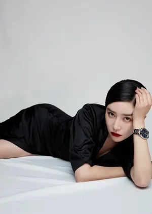 阚清子性感撩人写真图片