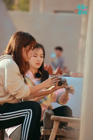李兰迪《亲爱的客栈》甜美图片