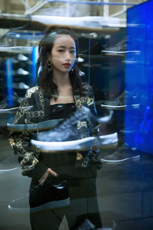 周雨彤运动风时尚写真图片_4