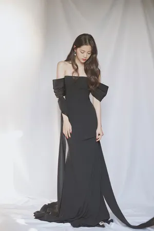 欧阳娜娜性感露肩写真图片_5