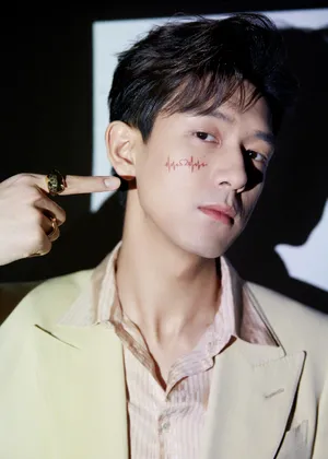 李现复古文艺型男写真图片_2
