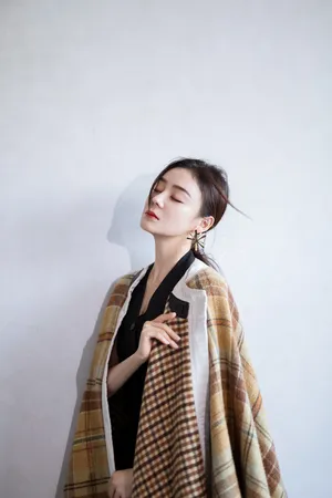 袁姗姗成熟优雅写真图片