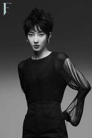 王丽坤短发清爽写真大片_6