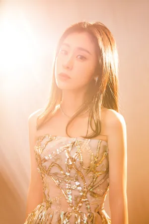 张碧晨温婉气质写真图片