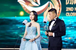 马苏优雅气质性感活动照图片_2