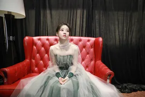 冯提莫仙气十足甜美性感图片_2