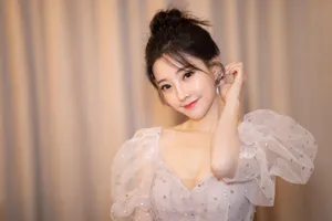 冯提莫仙气十足甜美性感图片_5