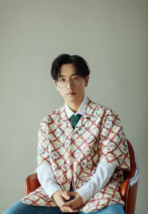 白客英伦风绅士帅气写真图片_3