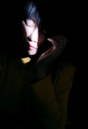谭卓温婉气质活动照图片_8