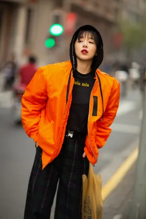 阚清子时髦个性街拍图片