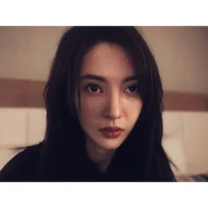 金晨清新俏皮自拍图片_6