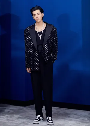 吴亦凡复古慵懒气质写真图片_9