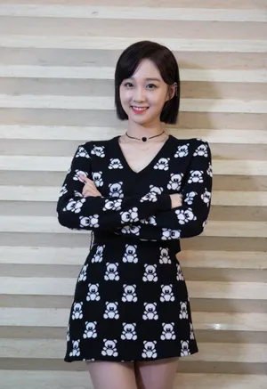 李子璇学生装俏皮写真图片_4