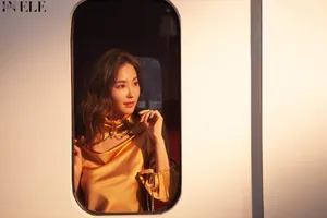 吴佳尼性感优雅写真图片