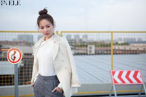 吴佳尼性感优雅写真图片_6