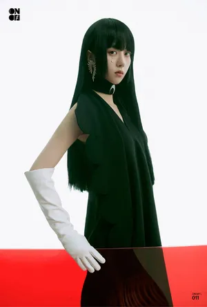 李凯馨时尚复古杂志写真大片_3