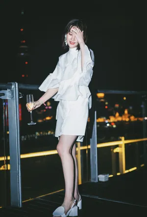 蕙心玥复古光影写真图片_7