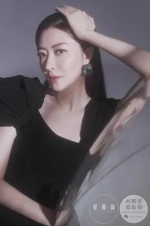 熊黛林御姐范性感写真图片_5