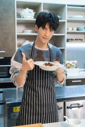罗云熙精致儒雅帅气图片_10