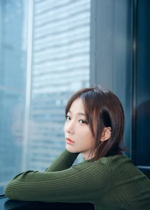 王珞丹知性典雅写真图片