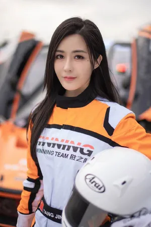 汤晶媚飒爽超A写真图片_4