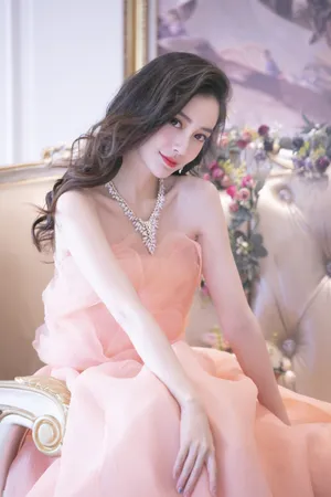 angelababy纱裙浪漫写真图片