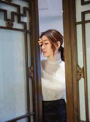 李小冉优雅随性写真图片_5