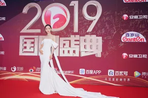 王子文优雅气质性感写真图片_6