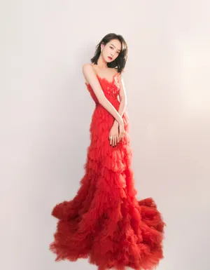 宋茜红丝绒长裙优雅性感写真_7