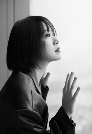 黄璐复古摩登光影写真图片