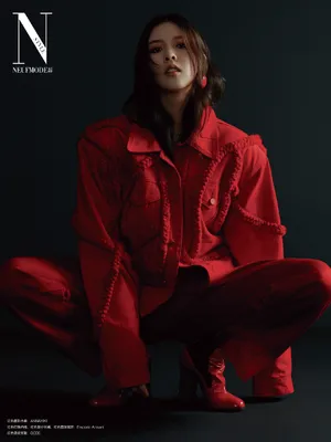 宋妍霏妩媚性感大片写真图片_3