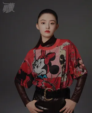 林允时尚杂志封面大片写真图片