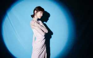 毛晓彤粉色礼服诱人性感写真_5