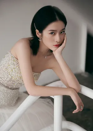 张雪迎抹胸礼服性感写真图片_6